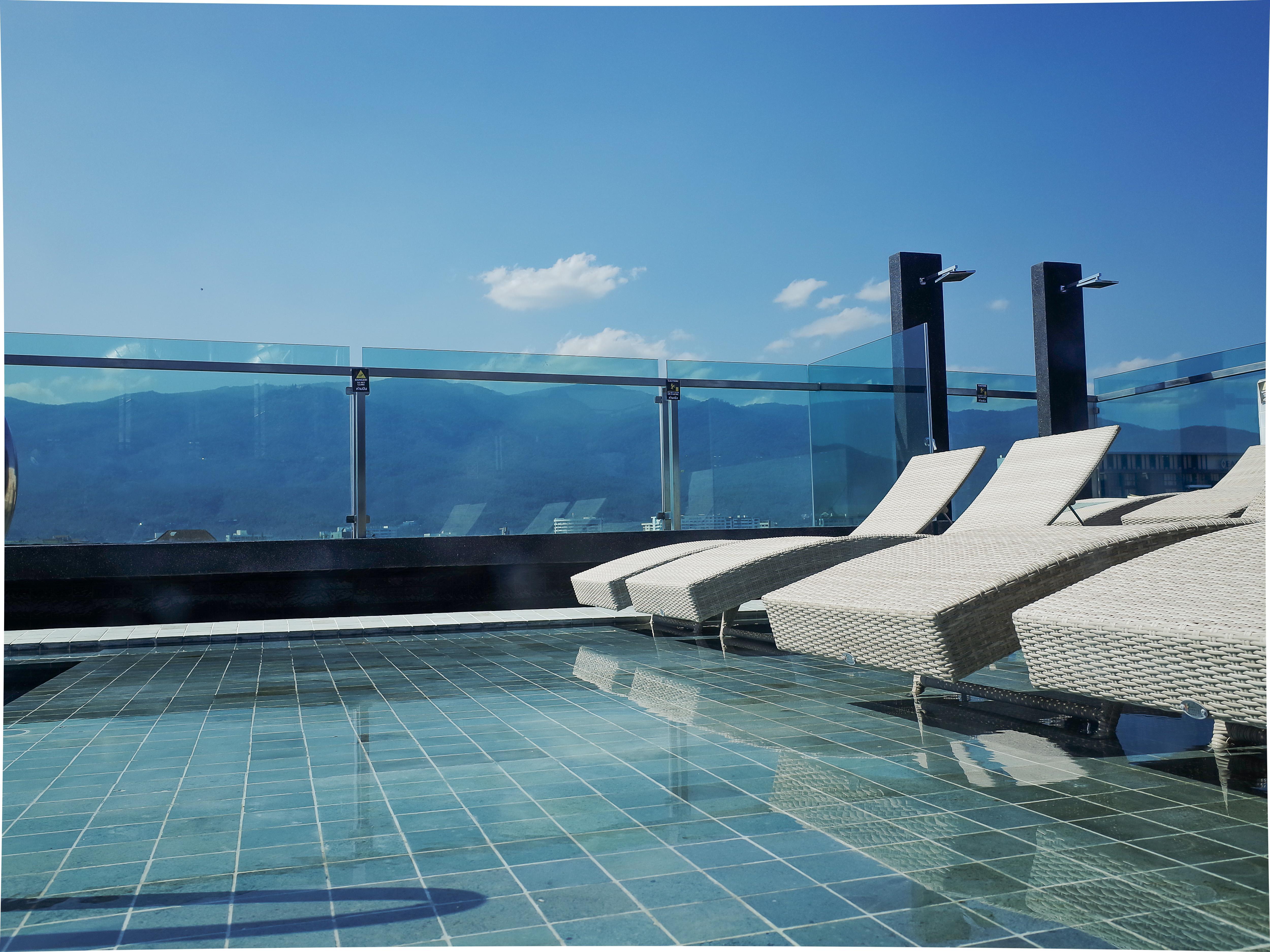 Art Mai Gallery Nimman Hotel Chiang Mai Exterior foto Sky Pool