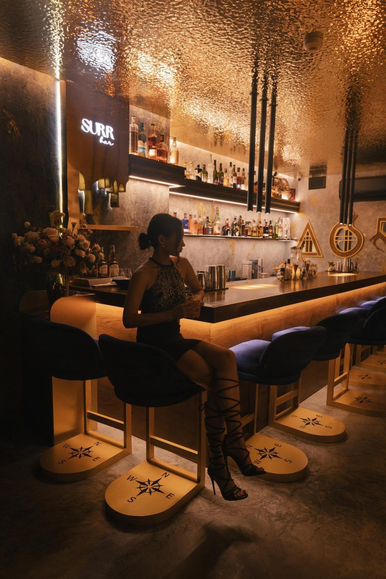 Art Mai Gallery Nimman Hotel Chiang Mai Exterior foto The bar at the London Edition